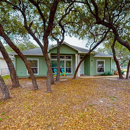 Life Is Better By The Shore Rockport Exterior photo