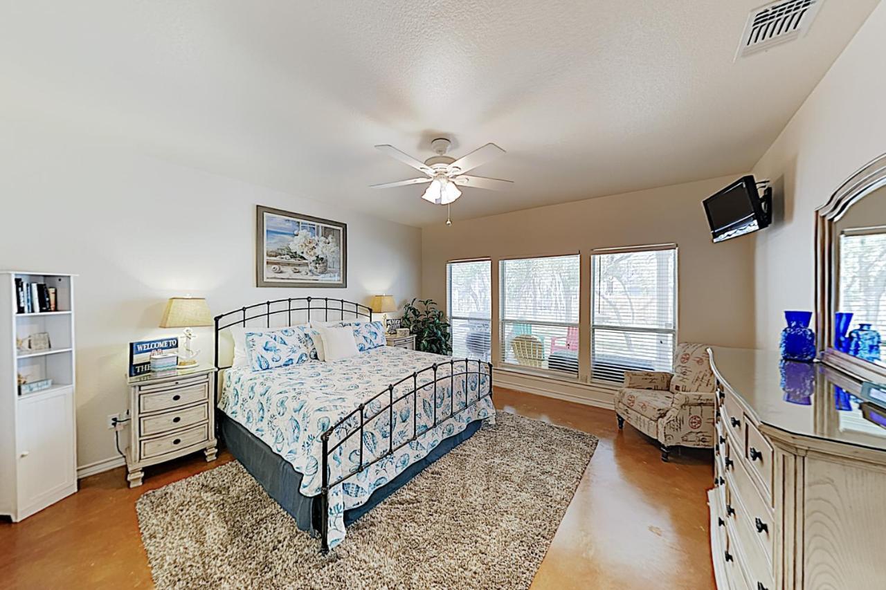 Life Is Better By The Shore Rockport Exterior photo